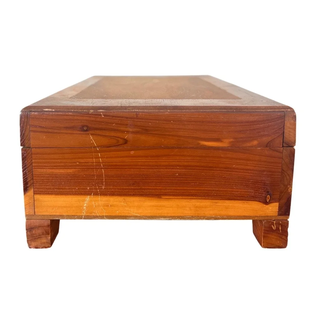 Vintage Cedar Wood Jewelry Keepsake Box Footed Latch Chest Rustic Storage 10.5in